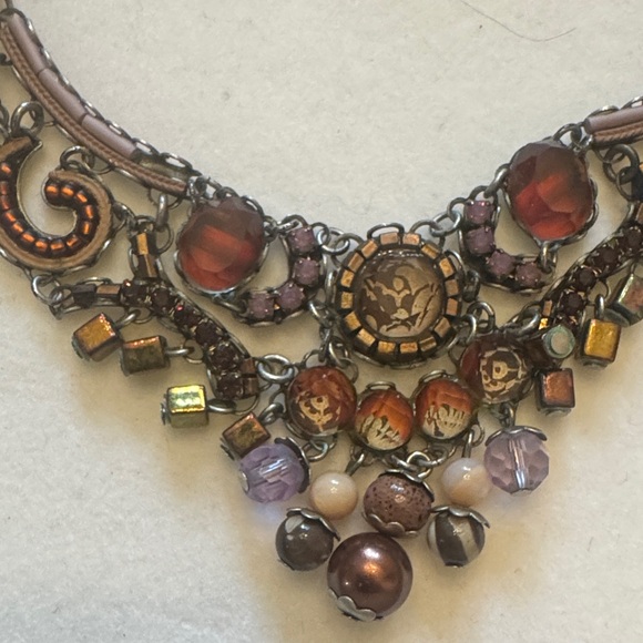 Chic Multicolor Necklace with Purple and Gold Accents - Picture 3 of 3